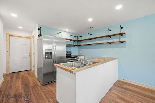 907 Empire, Butte, MT 59701