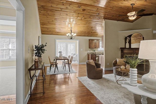 34 Bridgewater Court -, Gray, TN 37615