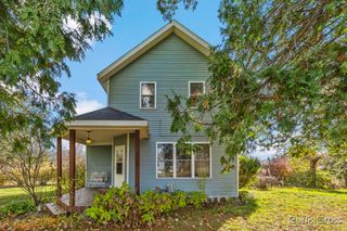 320 Pine Street Ne, Cedar Springs City, MI 49319