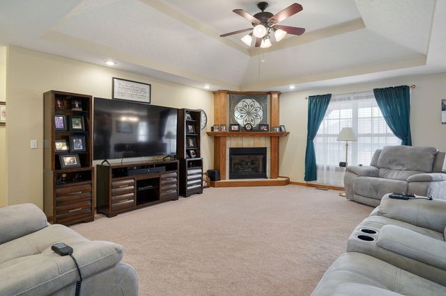 3265 W Grandview Street, Springfield, MO 65803