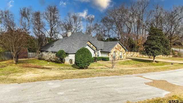 15360 Wagon Wheel Drive, Chandler, TX 75758