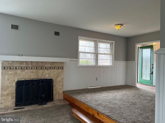 502 GLIDER AVE, Berlin, NJ 08009