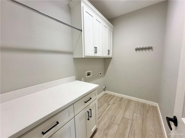 8904 N 27th Lane, Mcallen, TX 78504