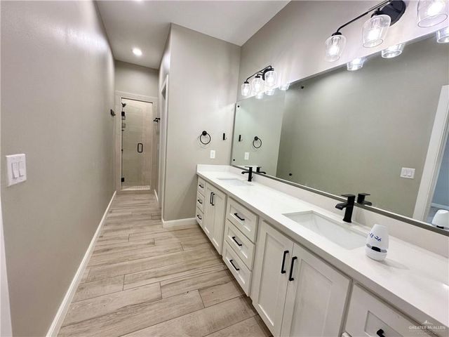 8904 N 27th Lane, Mcallen, TX 78504