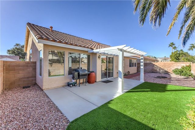 7820 High Stream Avenue, Las Vegas, NV 89131