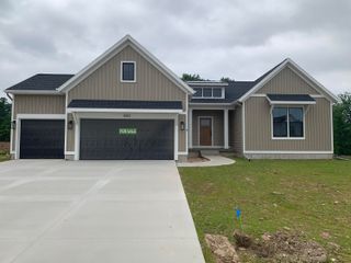 6612 Inwood Ridge Drive NE, Rockford, MI 49341