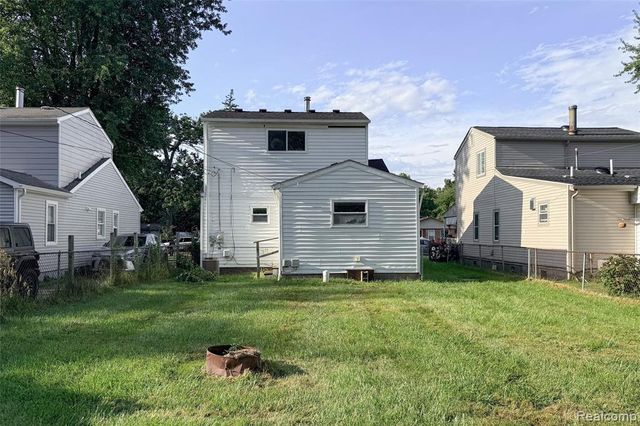 26137 Superior Road, Taylor, MI 48180