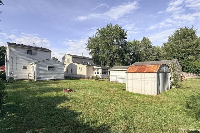 26137 Superior Road, Taylor, MI 48180
