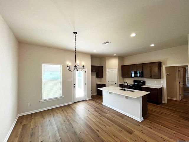 2086 Sherri's Way, Port Allen, LA 70767