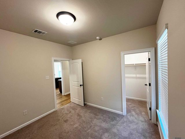 2086 Sherri's Way, Port Allen, LA 70767