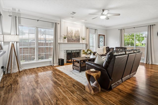 7624 Tallow Drive, Irving, TX 75063