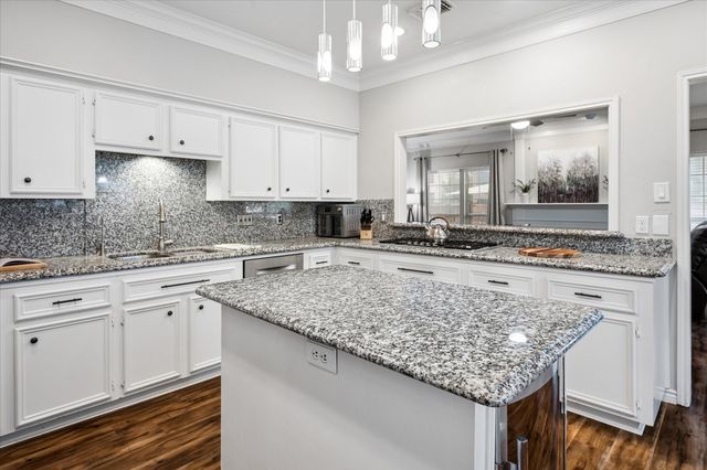 7624 Tallow Drive, Irving, TX 75063