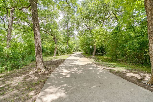 6898 Valley Brook Drive, Frisco, TX 75035