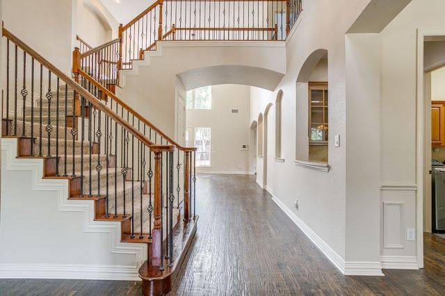 6898 Valley Brook Drive, Frisco, TX 75035