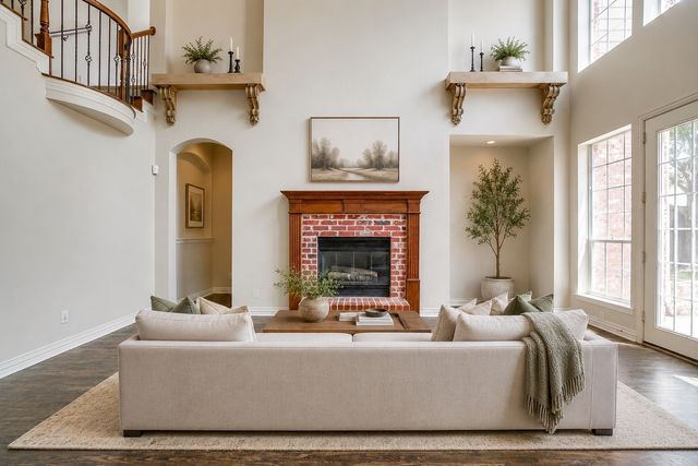 6898 Valley Brook Drive, Frisco, TX 75035