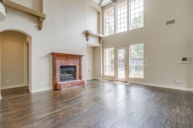 6898 Valley Brook Drive, Frisco, TX 75035