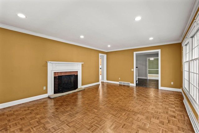 6413 Landfall Drive, Madison, WI 53705