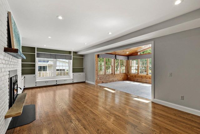 6413 Landfall Drive, Madison, WI 53705