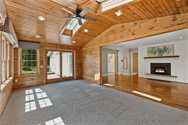 6413 Landfall Drive, Madison, WI 53705