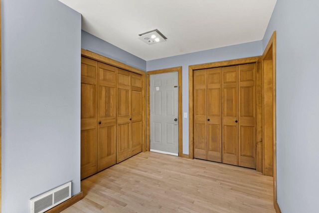 6413 Landfall Drive, Madison, WI 53705