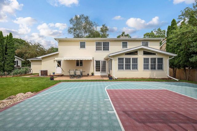 6413 Landfall Drive, Madison, WI 53705