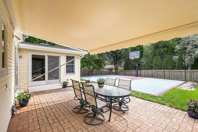 6413 Landfall Drive, Madison, WI 53705