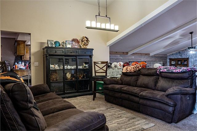 8301 Willow Creek Boulevard, Oklahoma City, OK 73162