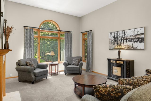 679 Oakgreen Avenue Court N, West Lakeland Twp, MN 55082