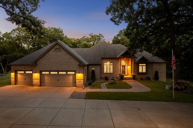 679 Oakgreen Avenue Court N, West Lakeland Twp, MN 55082