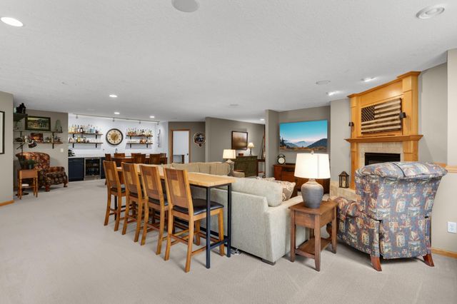 679 Oakgreen Avenue Court N, West Lakeland Twp, MN 55082
