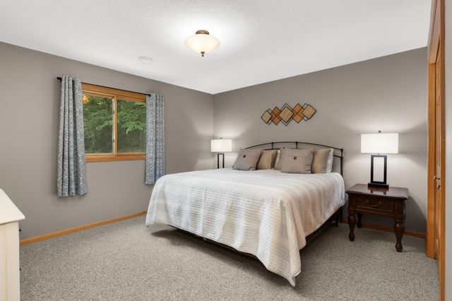 679 Oakgreen Avenue Court N, West Lakeland Twp, MN 55082