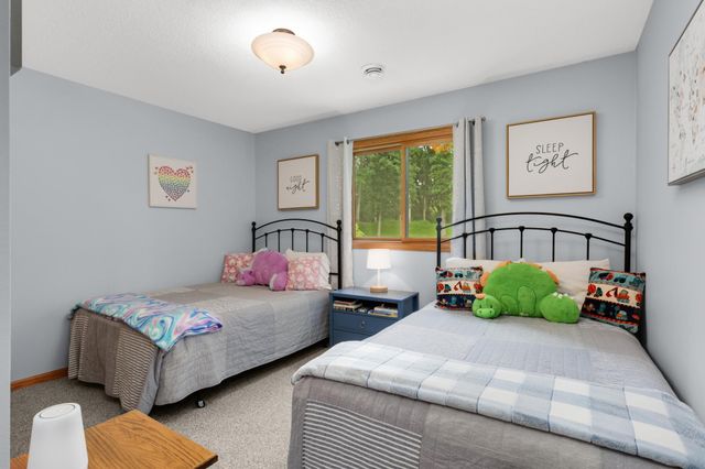 679 Oakgreen Avenue Court N, West Lakeland Twp, MN 55082