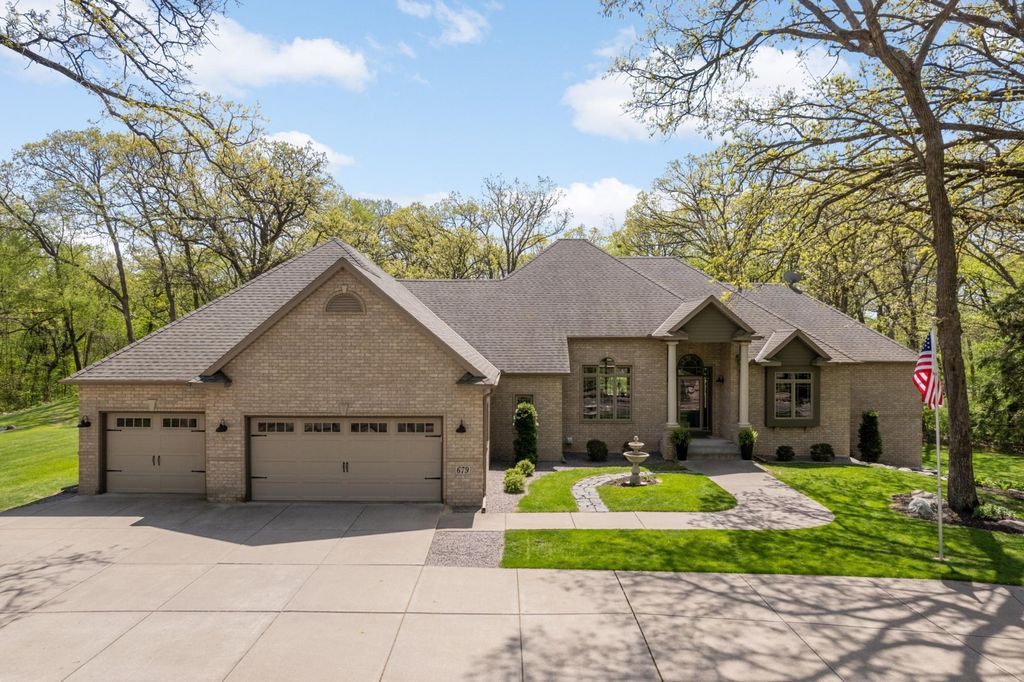 679 Oakgreen Avenue Court N, West Lakeland Twp, MN 55082