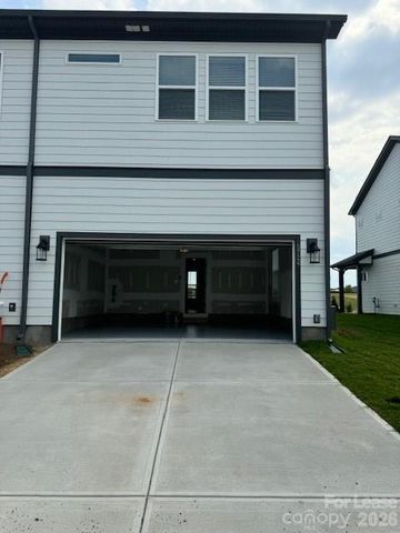 5724 Runnel Way, Harrisburg, NC 28075