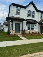 5724 Runnel Way, Harrisburg, NC 28075