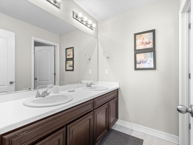 5173 Longs Peak Street, Brighton, CO 80601