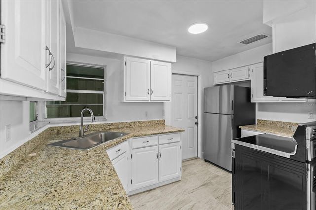 1491 LANDOVER AVENUE, Deltona, FL 32725