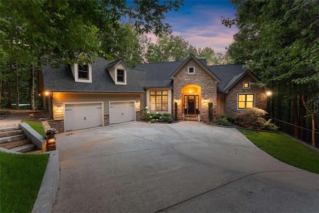 746 Plum Lane, Clarkesville, GA 30523