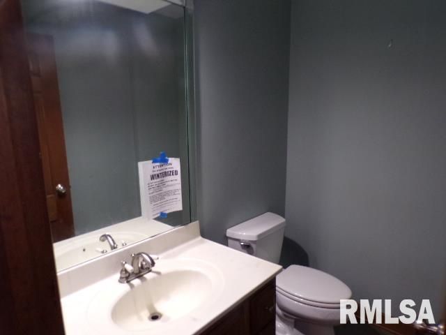 16 WILDWOOD Trail, Bettendorf, IA 52722