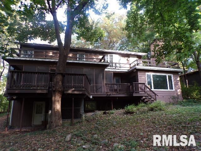 16 WILDWOOD Trail, Bettendorf, IA 52722