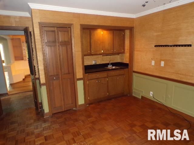 16 WILDWOOD Trail, Bettendorf, IA 52722