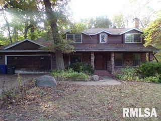 16 WILDWOOD Trail, Bettendorf, IA 52722