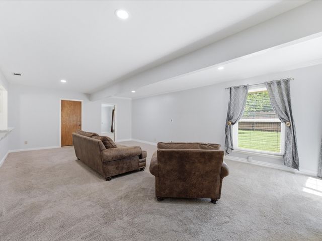 1327 Big Stone Gap Road, Duncanville, TX 75137