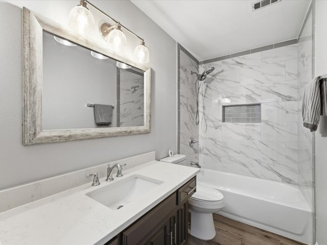 1327 Big Stone Gap Road, Duncanville, TX 75137