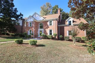 10431 Wyndham Forest Drive E, Charlotte, NC 28277