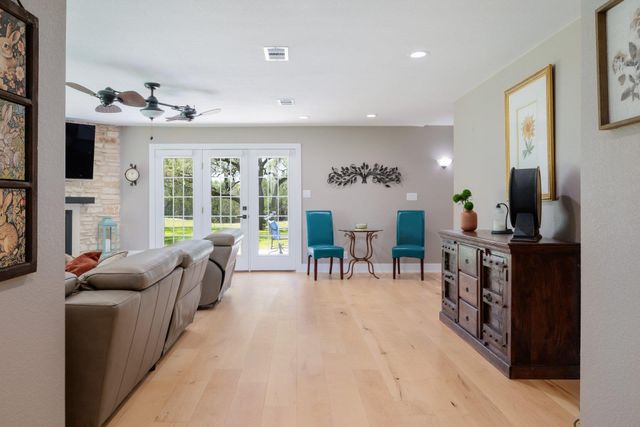 10229 Oliver DR, Austin, TX 78737