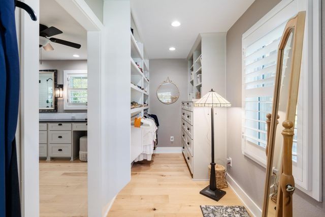 10229 Oliver DR, Austin, TX 78737