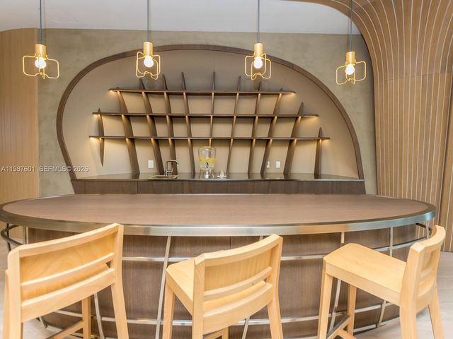 1000 Brickell Plz 4104, Miami, FL 33131