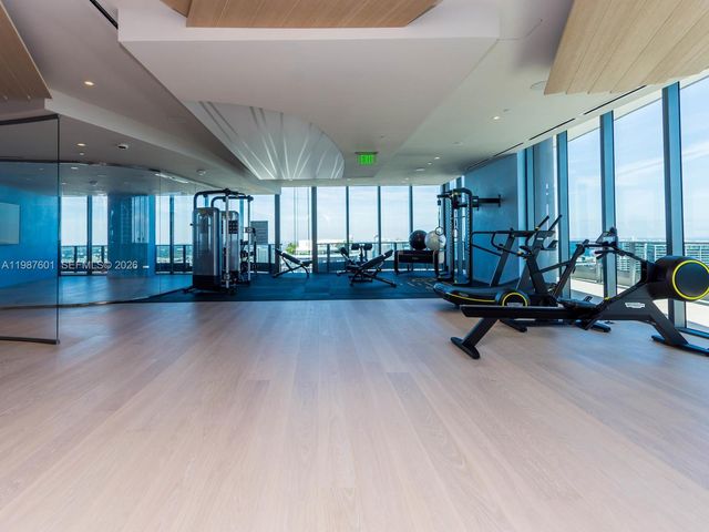 1000 Brickell Plz 4104, Miami, FL 33131