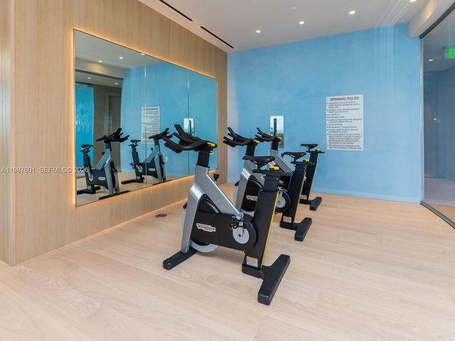 1000 Brickell Plz 4104, Miami, FL 33131